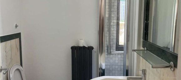 3-salle Appartement à Camerata Picena, Italy No. 100844 14