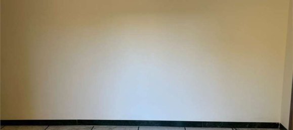 3-salle Appartement à Camerata Picena, Italy No. 100844 9