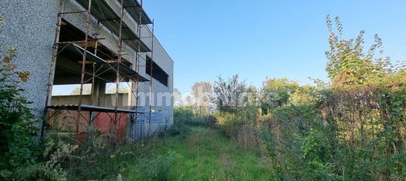 1 room Warehouse in Brugherio, Italy No. 16231 15