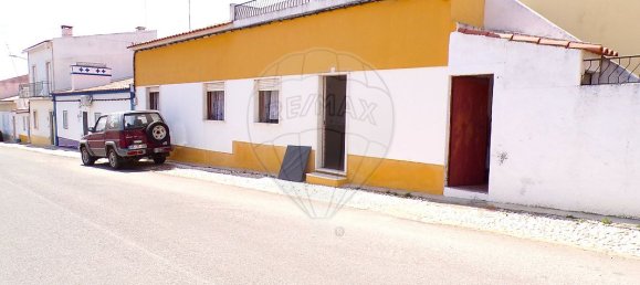 1 bedroom House in Fronteira, Portugal No. 16477 9
