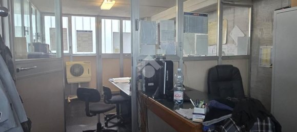 Almacén en Settimo Torinese, Italy 390 m² No. 290400 6