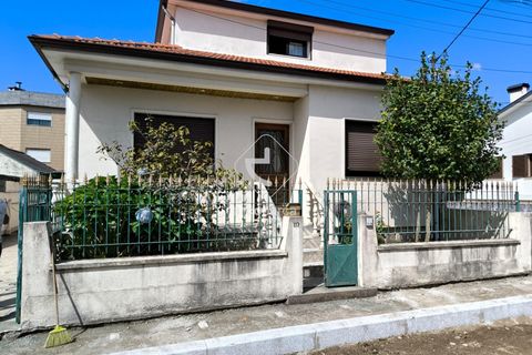 3 bedrooms House in Maia, Portugal No. 355684