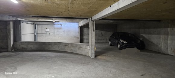  Parking in Amiens, France No. 215325 5