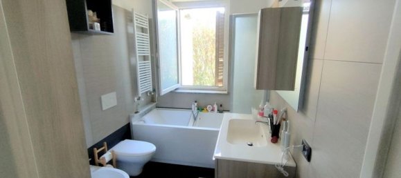 5 rooms Villa in Benna, Italy No. 294881 12