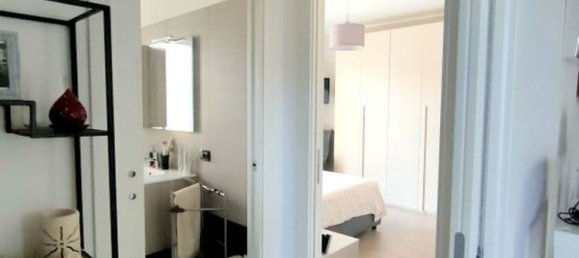 5 rooms Villa in Benna, Italy No. 294881 9