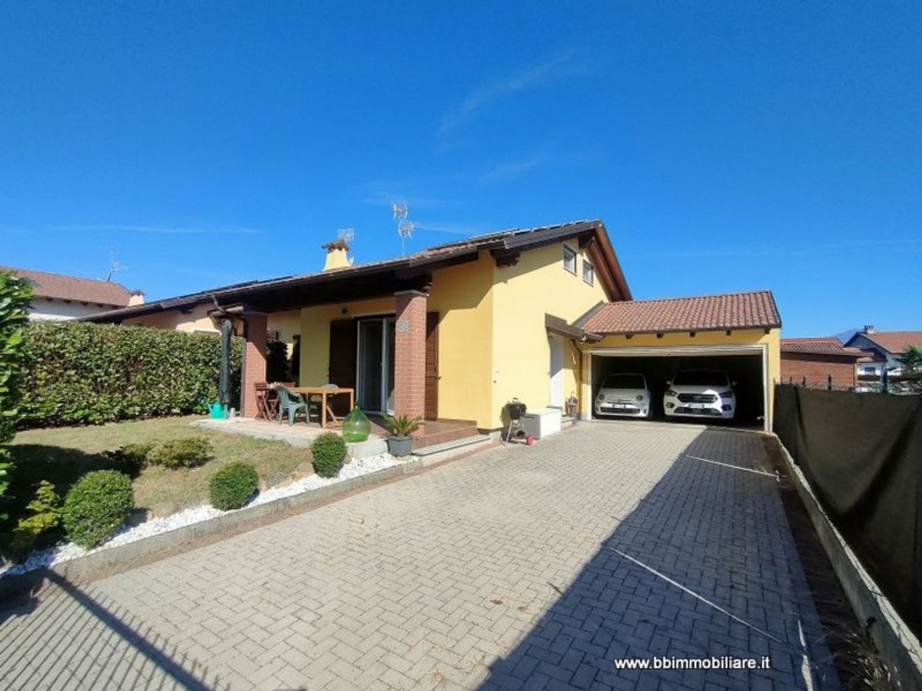 5 rooms Villa in Benna, Italy No. 294881
