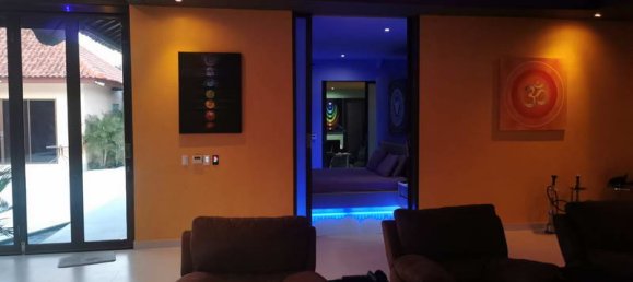 3 bedrooms Villa in Seminyak, Indonesia No. 4578 10