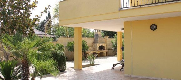 Villa de 9 habitaciónes en Matino, Italy No. 231024 13