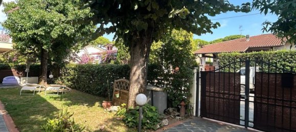 5 rooms Villa in Pietrasanta, Italy No. 298269 36