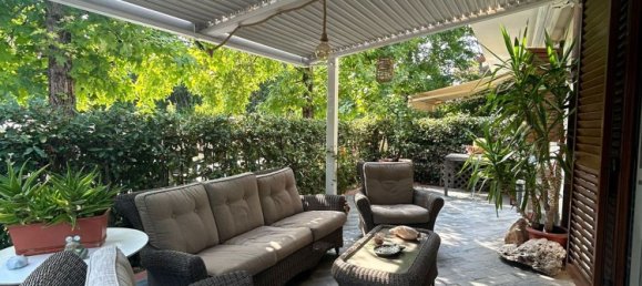 5 rooms Villa in Pietrasanta, Italy No. 298269 3