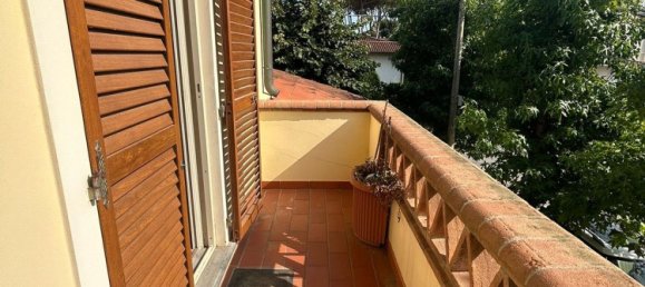 5 rooms Villa in Pietrasanta, Italy No. 298269 26