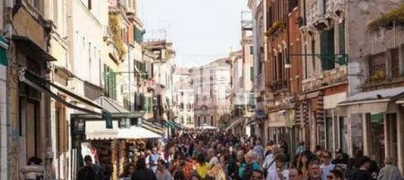 4 rooms Commercial property in Venice, Italy No. 61834 17