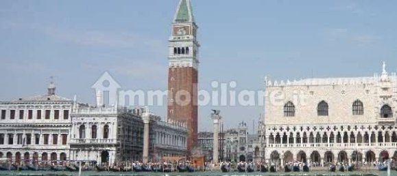 4 rooms Commercial property in Venice, Italy No. 61834 21