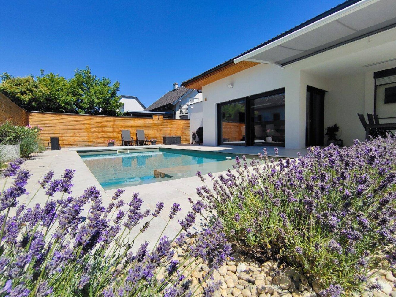 4 rooms Bungalow in Hagenbrunn, Austria No. 157748