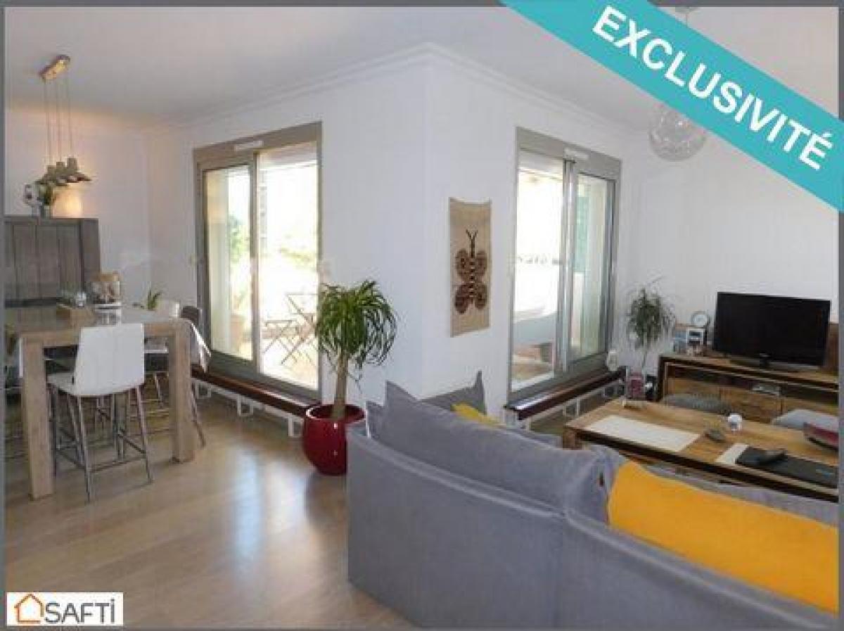 2 bedrooms Apartment in Lannemezan, France No. 33478