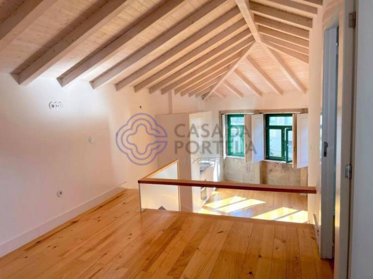 Studio in Porto, Portugal No. 4525