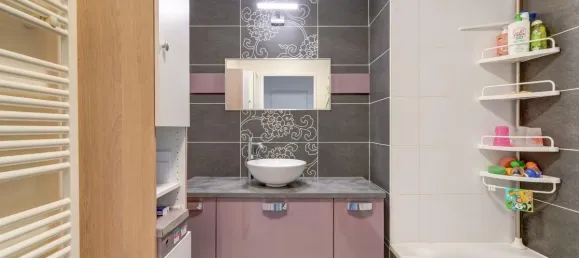 2 bedrooms Apartment in Venissieux, France No. 351107 10