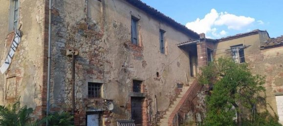 Studio in Sinalunga, Italy No. 1523 5