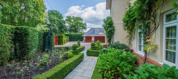 6 bedrooms House in Virginia Water, United Kingdom No. 13164 22