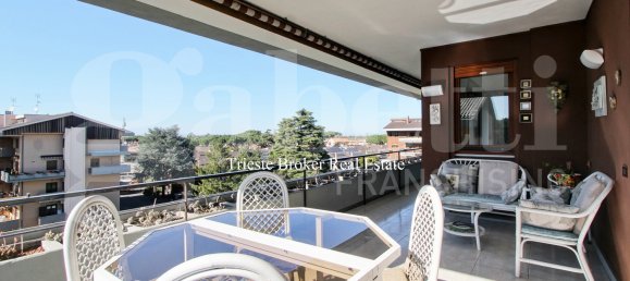 3 Schlafzimmer Penthouse in Rome, Italy, Nr. 110081 2