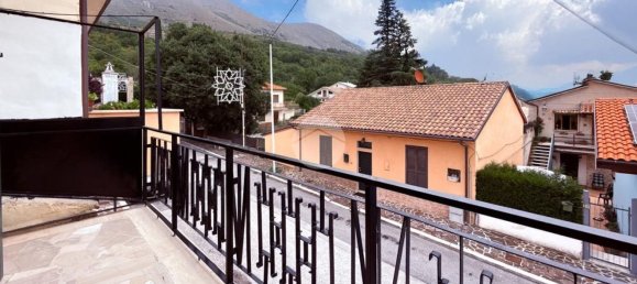 4 bedrooms Apartment in Avezzano, Italy No. 331383 7