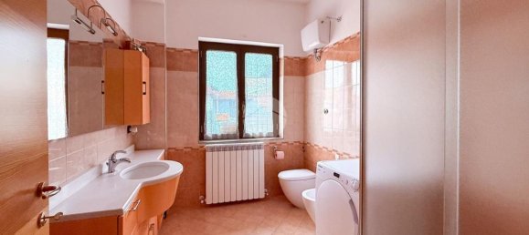 4 bedrooms Apartment in Avezzano, Italy No. 331383 24