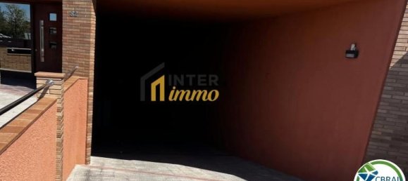 14m² Garage in Figueres, Spain No. 174046 3