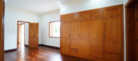 4 dormitorios сasa en alquiler en Thu Duc, Ho Chi Minh, Vietnam № 75309 9