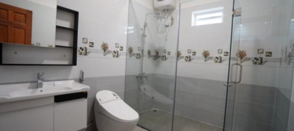 4 dormitorios сasa en alquiler en Thu Duc, Ho Chi Minh, Vietnam № 75309 13