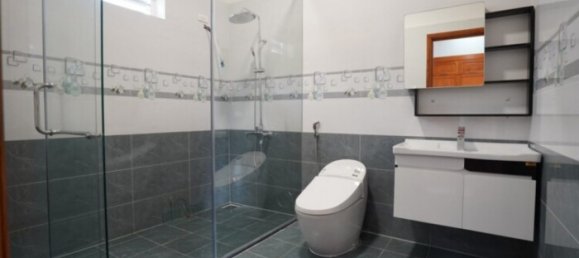 4 dormitorios сasa en alquiler en Thu Duc, Ho Chi Minh, Vietnam № 75309 8