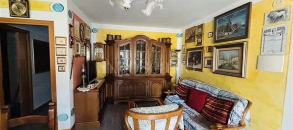 3 rooms Apartment in Gardone Val Trompia, Italy No. 335554 2