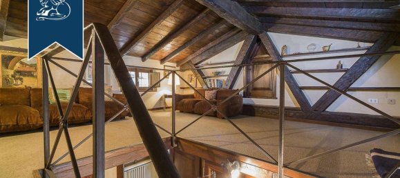 4 bedrooms Castles in Gorle, Italy No. 69462 45