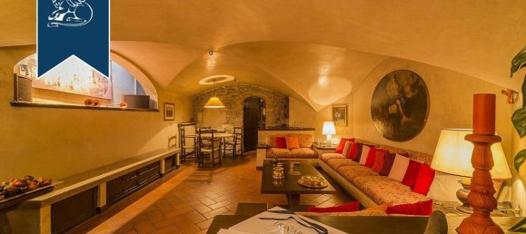 4 bedrooms Castles in Gorle, Italy No. 69462 42