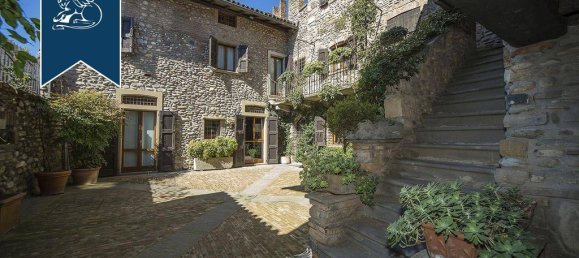 4 bedrooms Castles in Gorle, Italy No. 69462 16