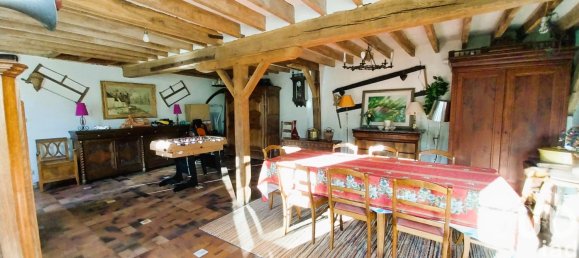 Casa de 5 dormitorios en Chassant, France No. 50337 5