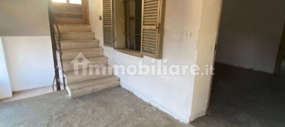 Casa de 6 dormitorios en Caprie, Italy No. 161104 11