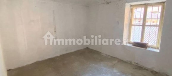 Casa de 6 dormitorios en Caprie, Italy No. 161104 12