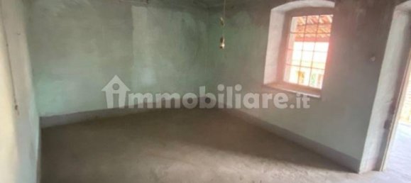 Casa de 6 dormitorios en Caprie, Italy No. 161104 5