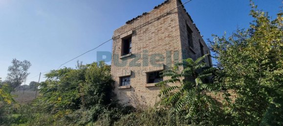 6 rooms House in Lapedona, Italy No. 74975 23