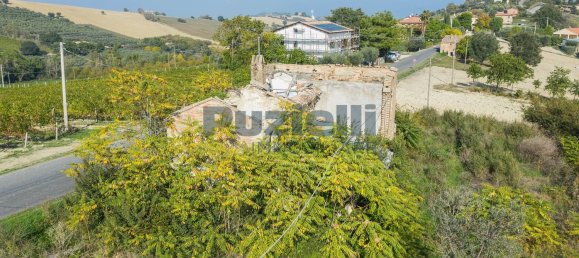 6 rooms House in Lapedona, Italy No. 74975 29