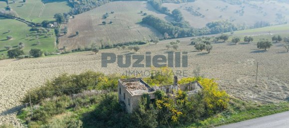 6 rooms House in Lapedona, Italy No. 74975 35