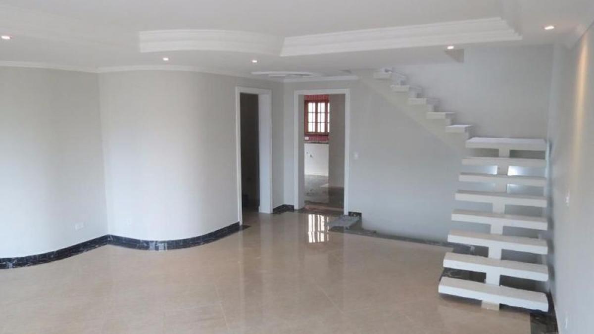 4 bedrooms House in Sao Paulo, Brazil No. 573304