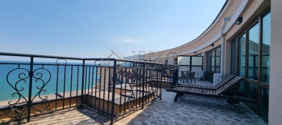 Apartamento de 2 dormitorios en Sveti Vlas, Bulgaria No. 1221 2