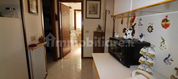 Квартира с 2 спальнями в Удине, Италия № 211417 2