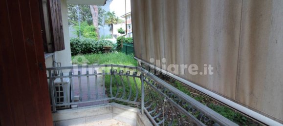 Квартира с 2 спальнями в Удине, Италия № 211417 12