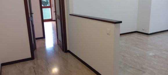 3 bedrooms Apartment in Bergamo, Italy No. 316108 11