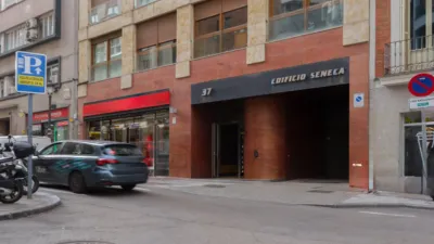 Garage in Madrid, Spain 33m², Nr. 176804