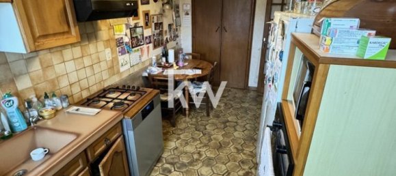 5 Schlafzimmer Haus in Saint-Quentin-la-Motte-Croix-au-Bailly, France, Nr. 73193 9