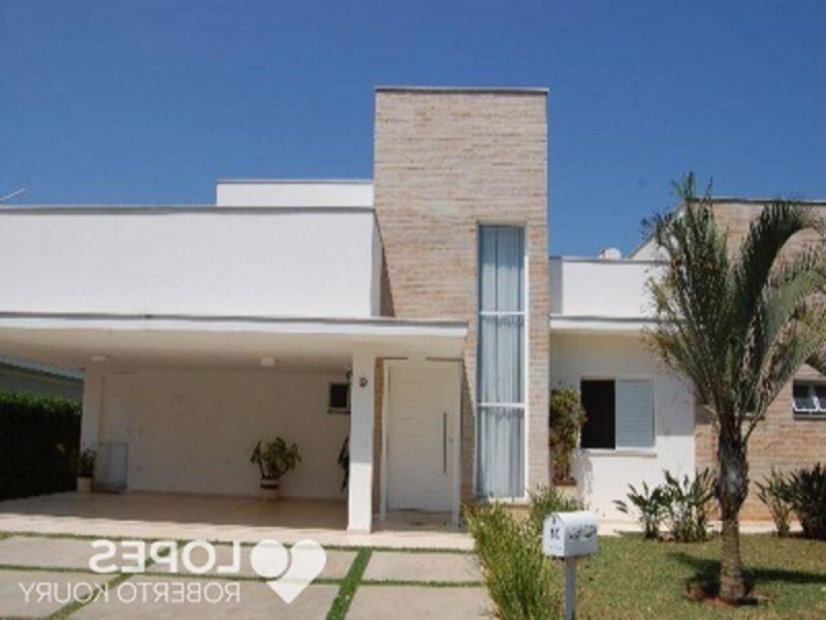 Casa de 4 dormitorios en Sao Paulo, Brazil No. 476468