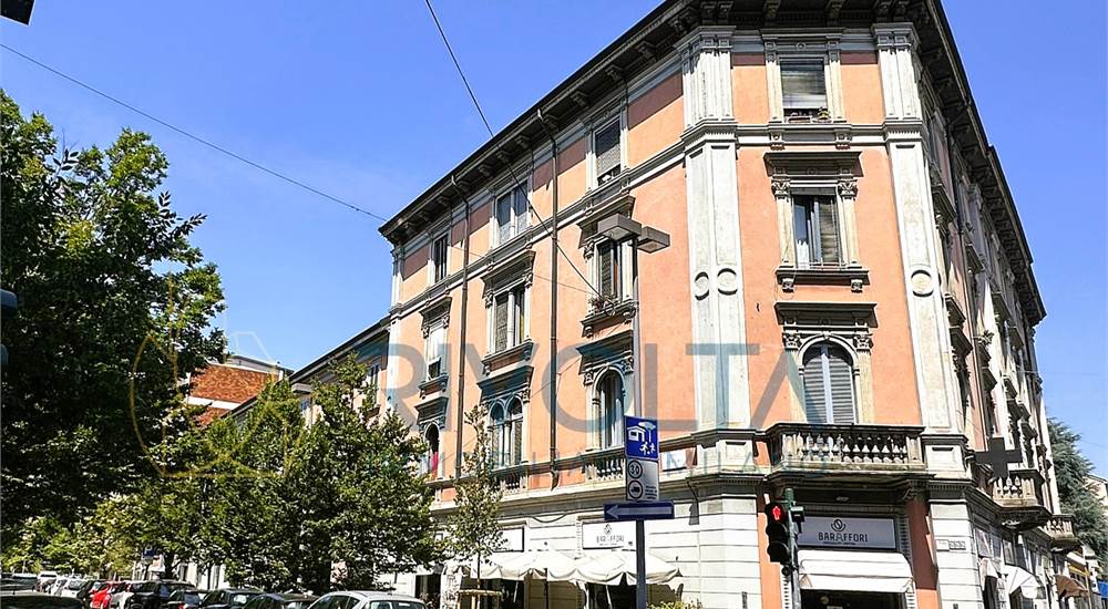 1 bedroom Apartment in Milan, Italy No. 363515